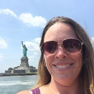 Meet your Posher, Kelly